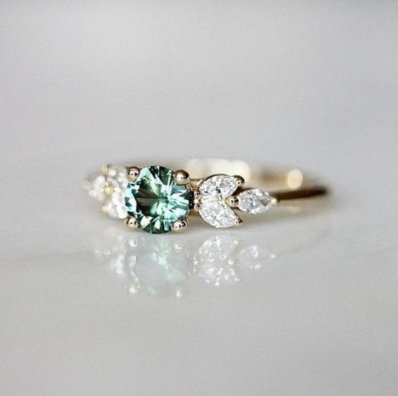 Emerald-Di Ring