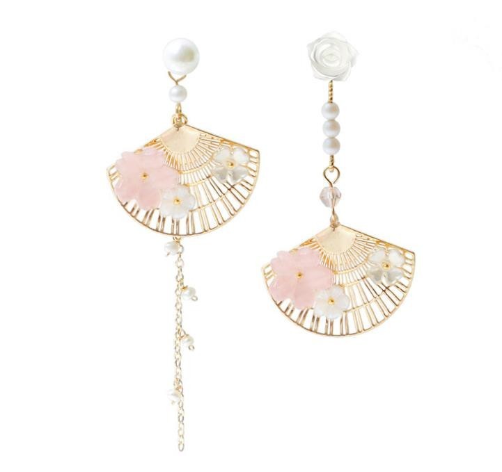 Vintage Fan Earring