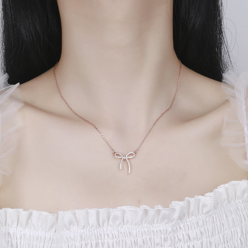 Bow-style Necklace