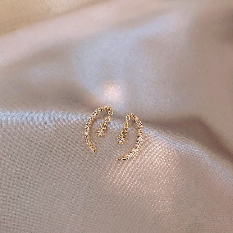 Moon Zircon Earring