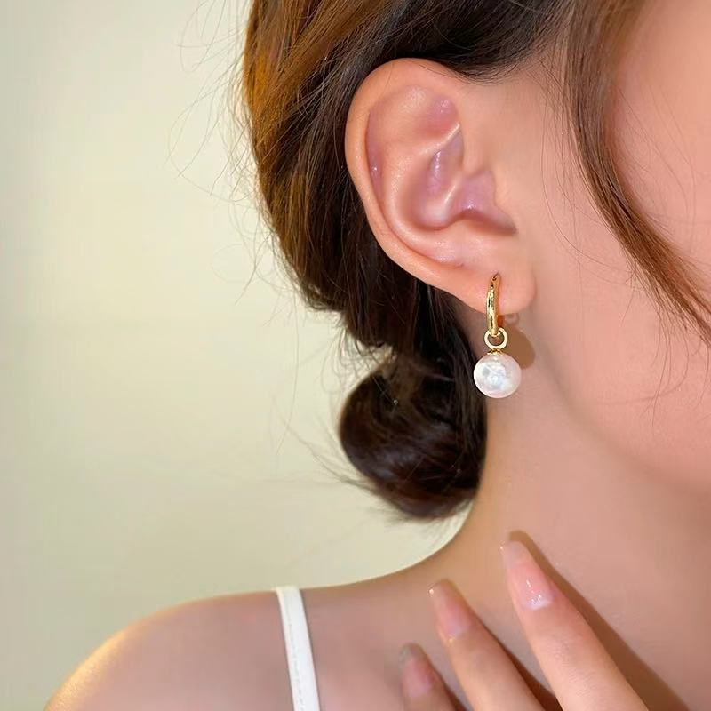 Zircon Stud Earring