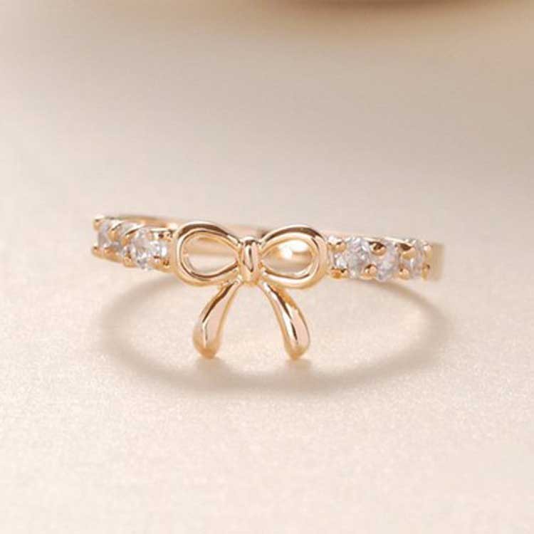 Bow Diamond Ring