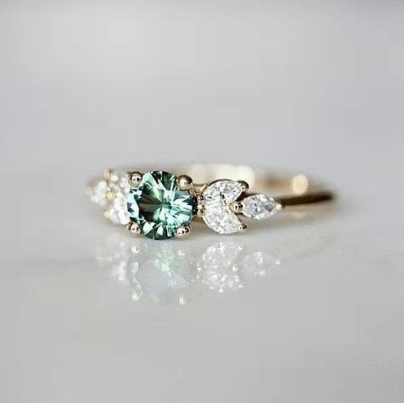 Emerald-Di Ring