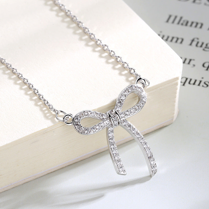 Bow-style Necklace
