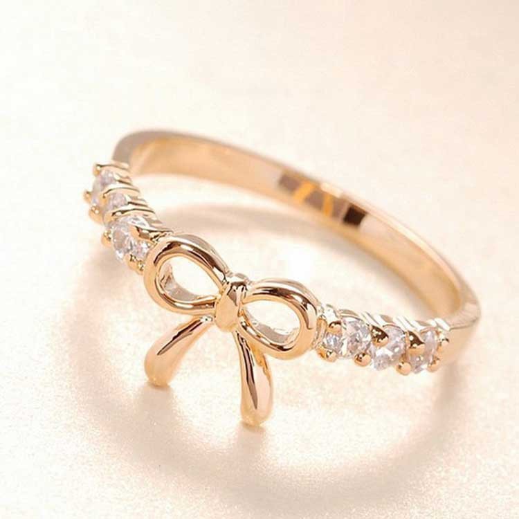 Bow Diamond Ring