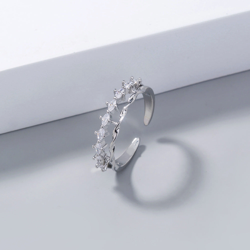 Luxury Glint Ring