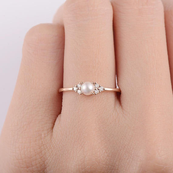 18K Rose Gold Pearl Ring