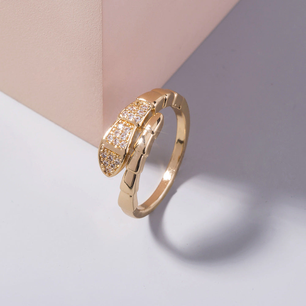 High-end Snake Charm Ring