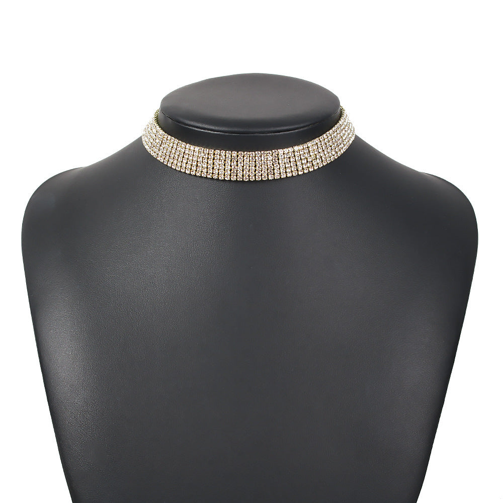 Rhinestone Vagua Necklace