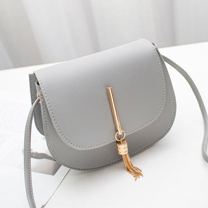 Shoulder bag tassel round bag women bag