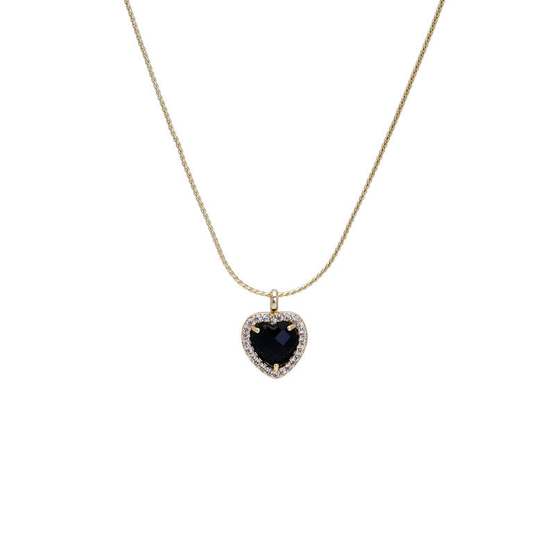 Women's Retro Light Luxury Black Love Heart Necklace